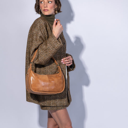 Mia Crescent Hobo In Buffed Leather - Whiskey