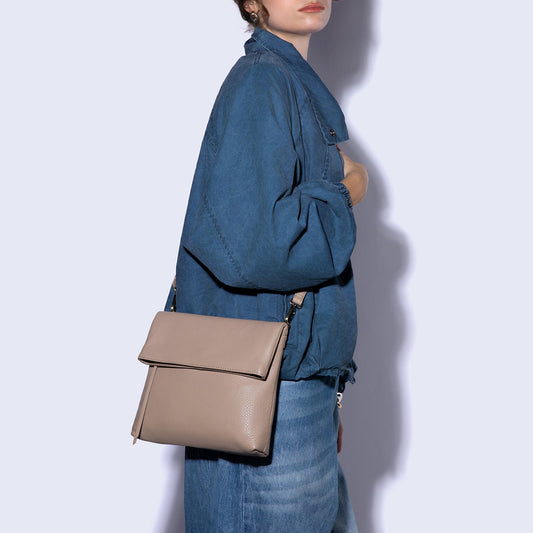 Draft Crossbody in Pebbled Leather - Warm Adobe