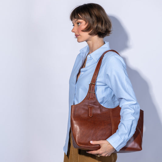 Atlas Tote In Patina Leather - Pecan Ridge