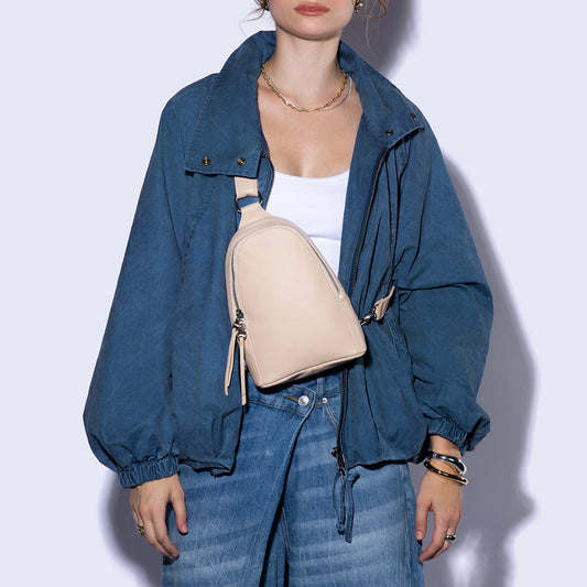Fern Sling In Pebbled Leather - Stonewash