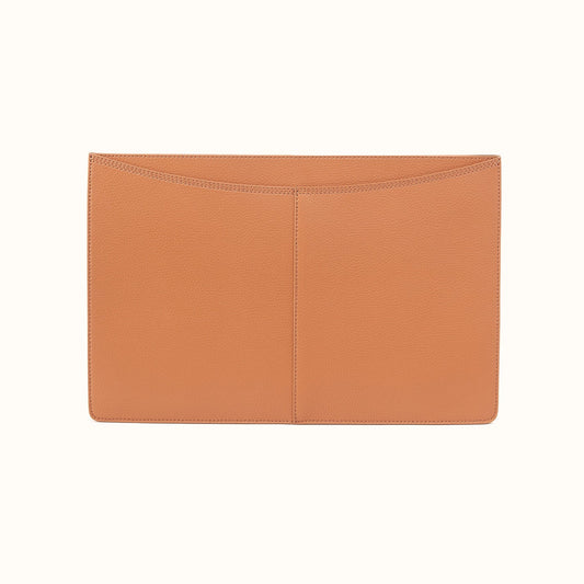 Vida Large Laptop Sleeve In Micro Pebbled Leather - Biscuit- FOL