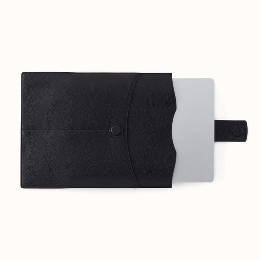 Vida Vertical Laptop In Micro Pebbled Leather - Black