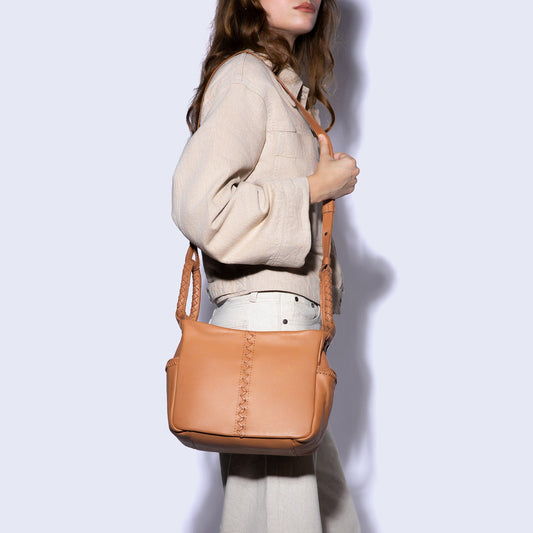 Sheila Crossbody In Washed Leather - Harvest Wheat