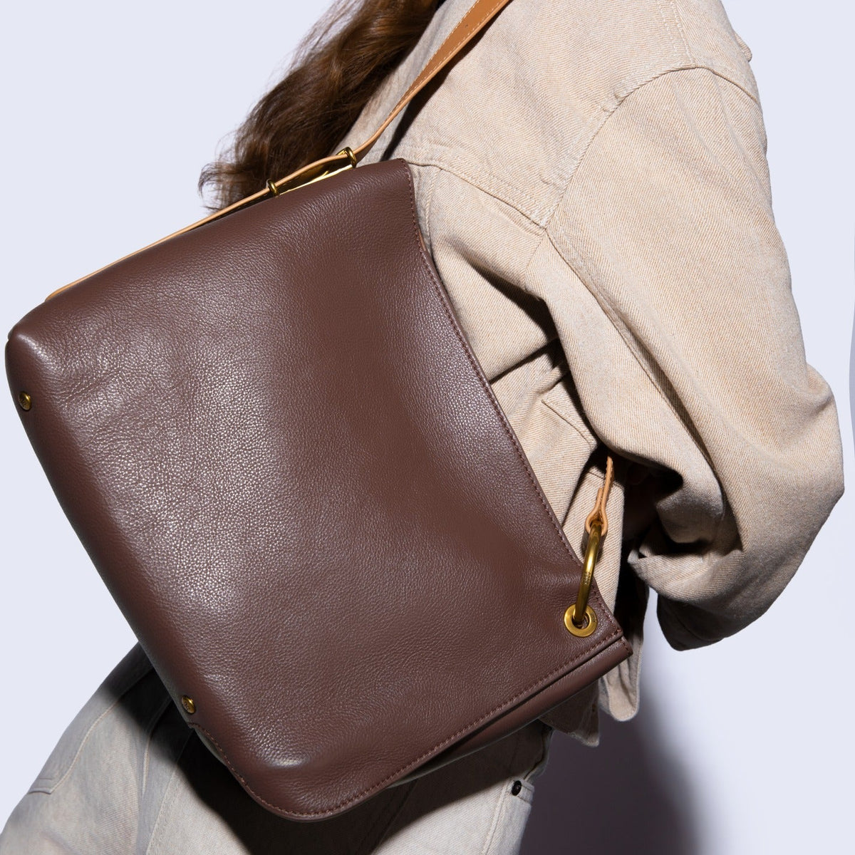 Rayna Shoulder Bag In Double-Faced Leather - Dark Earth