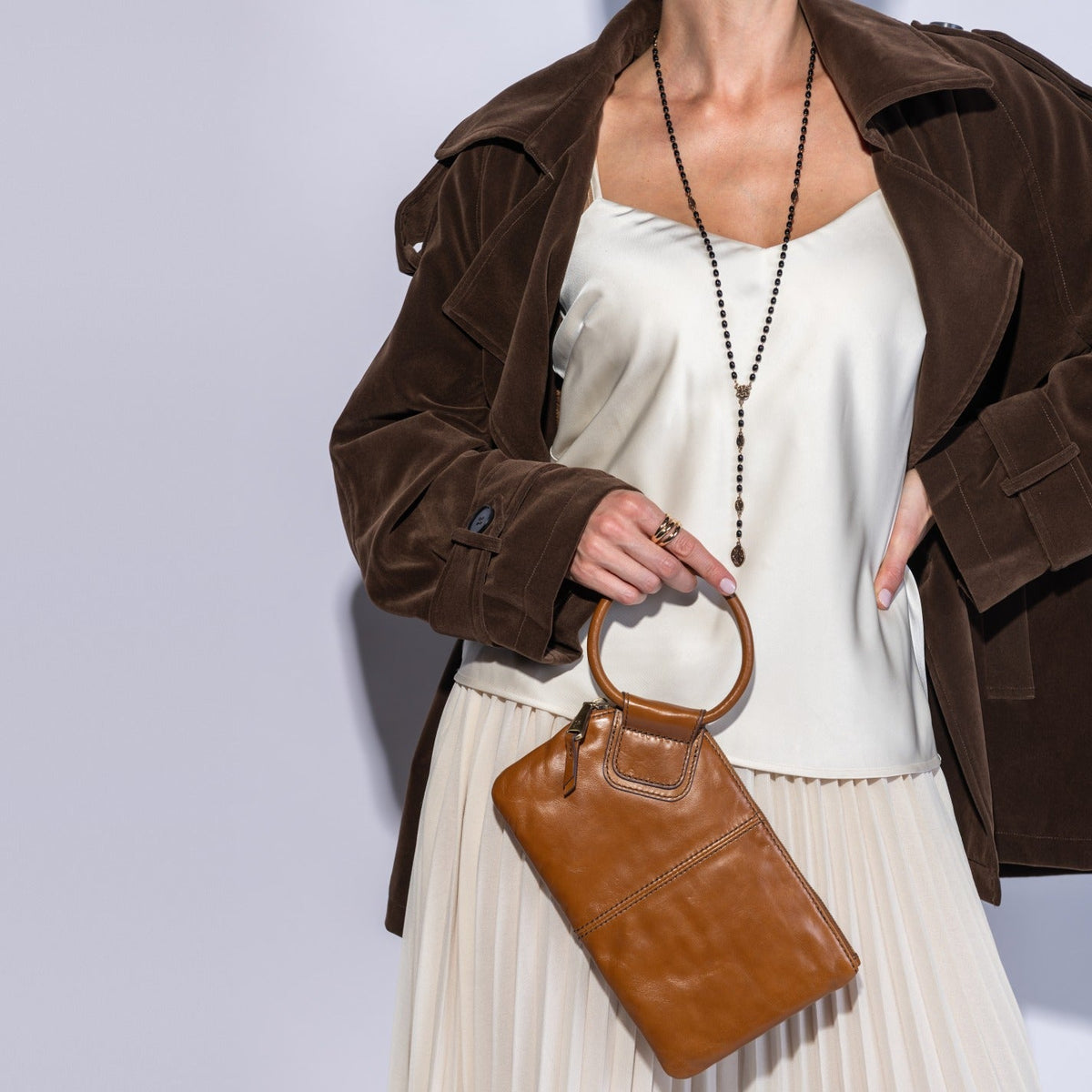 Sable Wristlet In Polished Leather