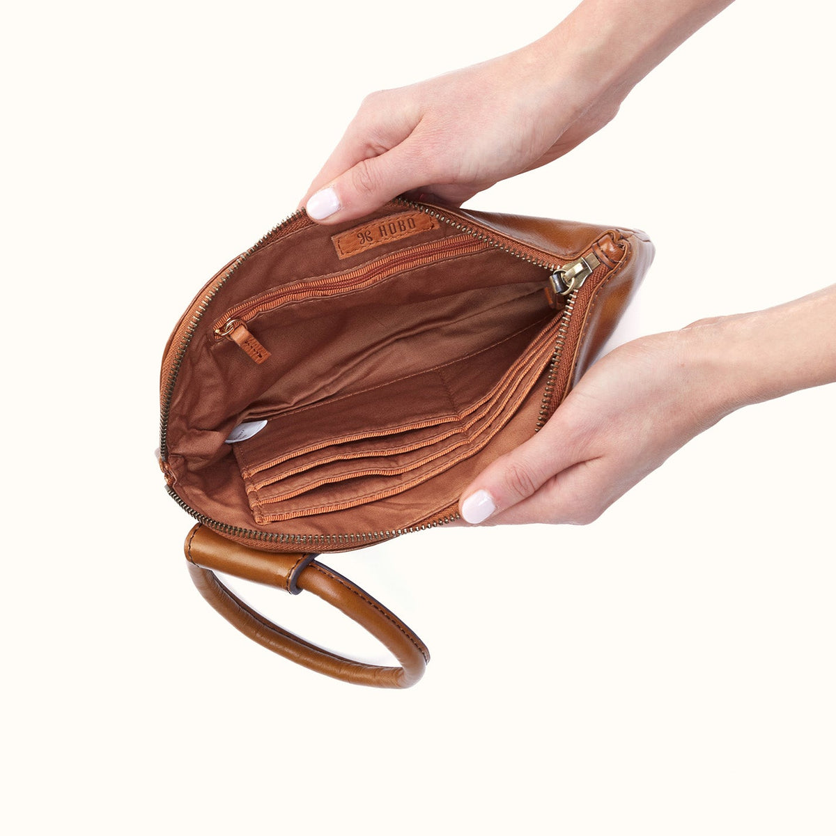 Sable Wristlet In Polished Leather