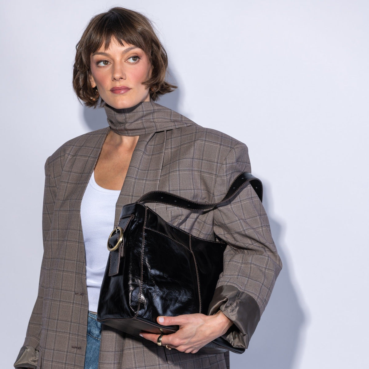 Render Shoulder Bag In Polished Leather