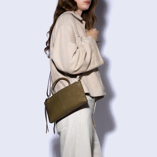 Sable Crossbody In Polished Leather - Olive Veil