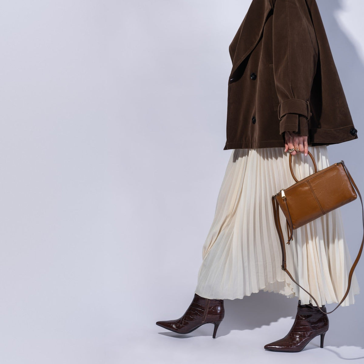Sable Crossbody In Polished Leather