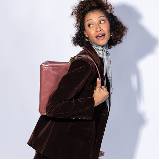 Seneca Shoulder Crossbody In Polished Leather - Rosewood